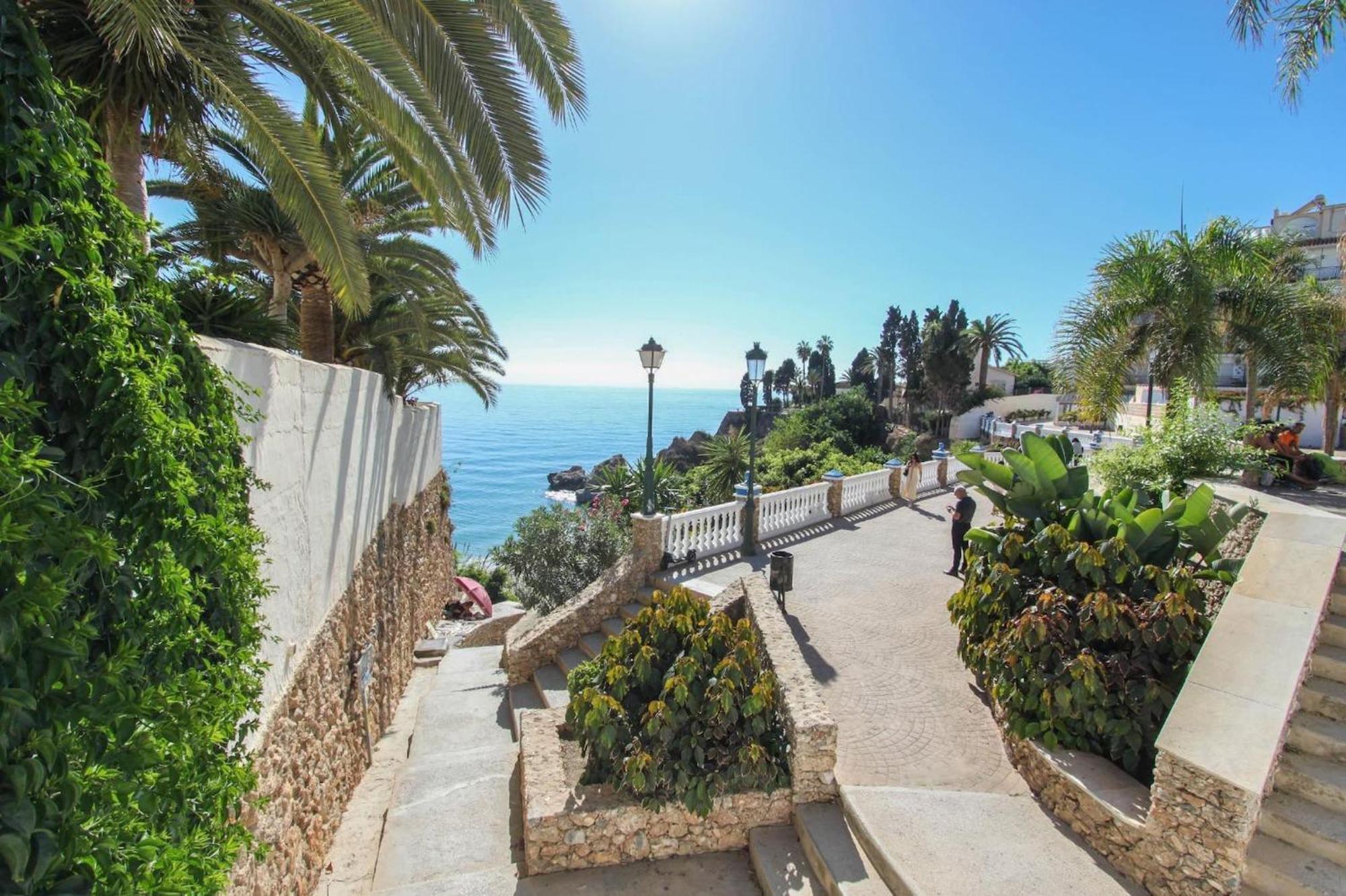 Estudio Jimena Burriana En El Centro De Nerja Dış mekan fotoğraf